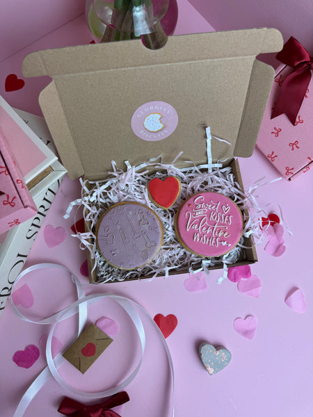Cheeky willy valentines biscuit gift box