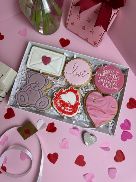 Large Valentines Biscuit gift box
