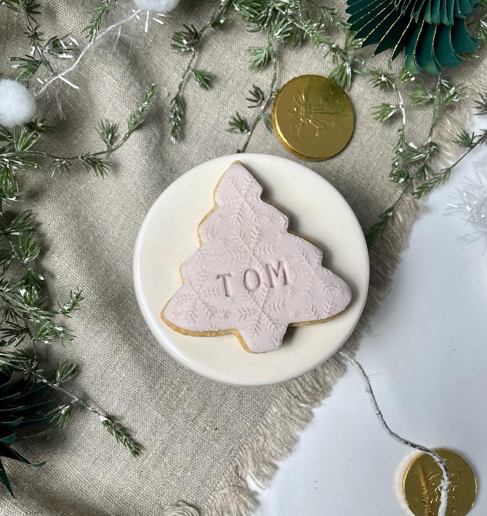 Christmas Tree Favour Biscuit (with name)